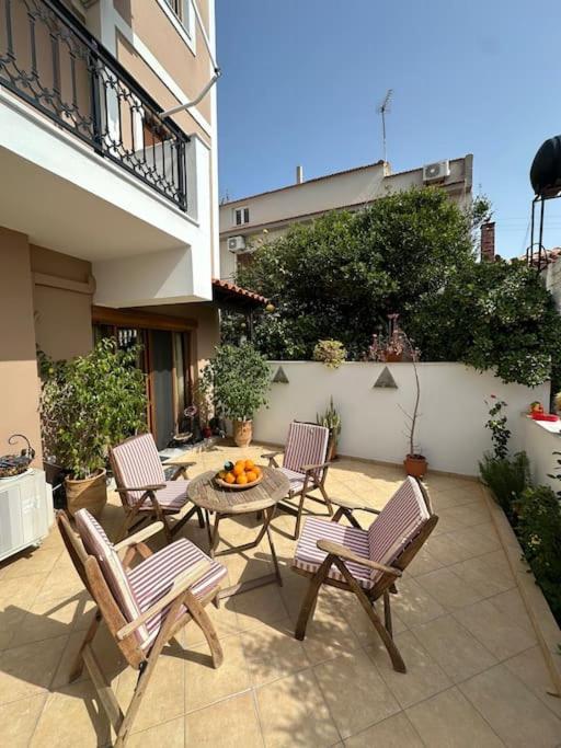 City Center Apartment Samos Town Buitenkant foto